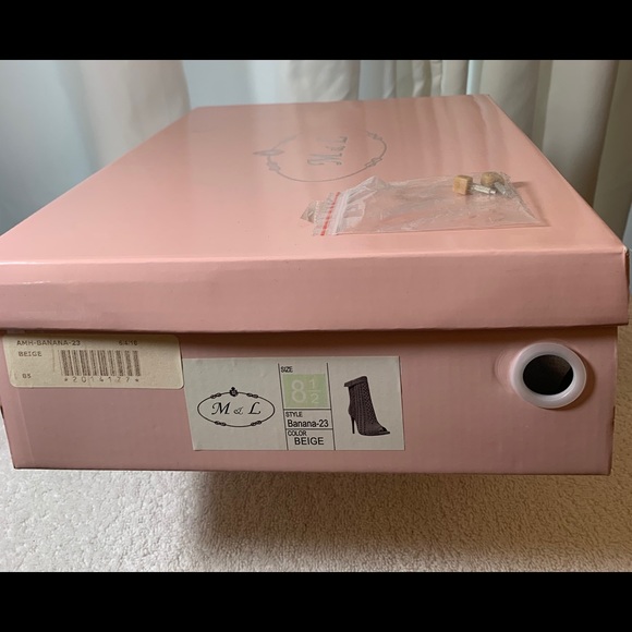 New - Micro Suede Stylish Boots Size 8.5 - Picture 15 of 16